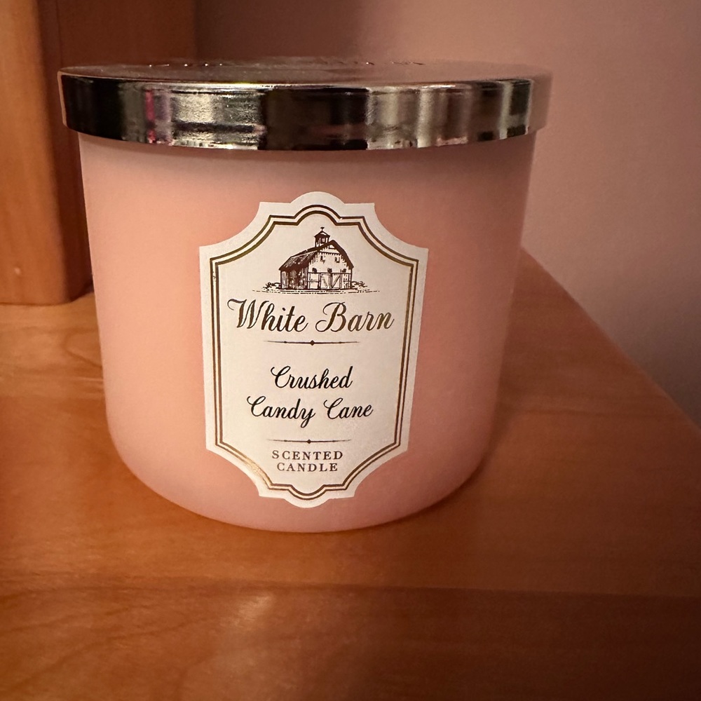 B&BW CANDLE: CRUSHED CANDY CANE